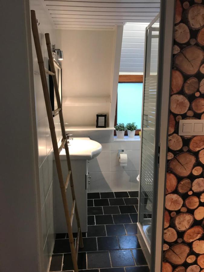 הוילה Heavenly Renovated Cabin Near Pittoresque Durbuy - Whistler מראה חיצוני תמונה